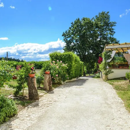 Cozy Farmhouse In Pupaggi With Swimming Pool Sellano